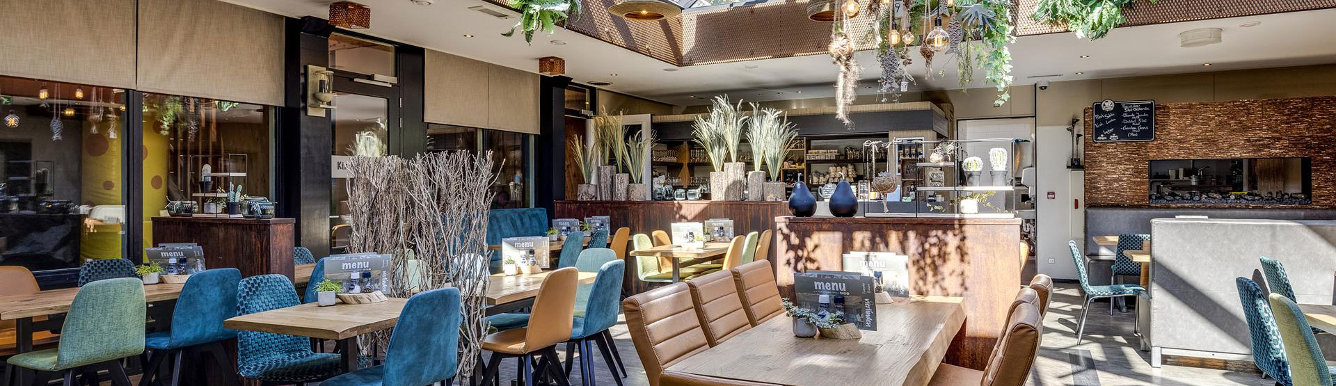 Neem plaats, u bent van harte welkom! 