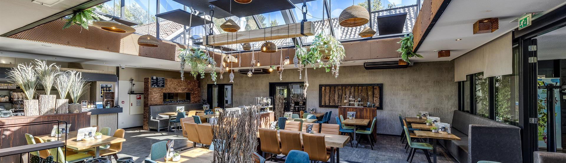 Het restaurant is een fijne plaats om samen te komen! 