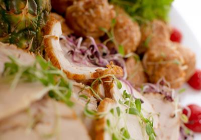 Koud en warm buffet hole 19